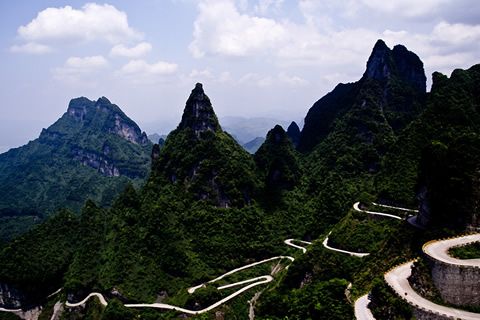 數(shù)九寒天里，華全發(fā)電機組踏上“通天大道”